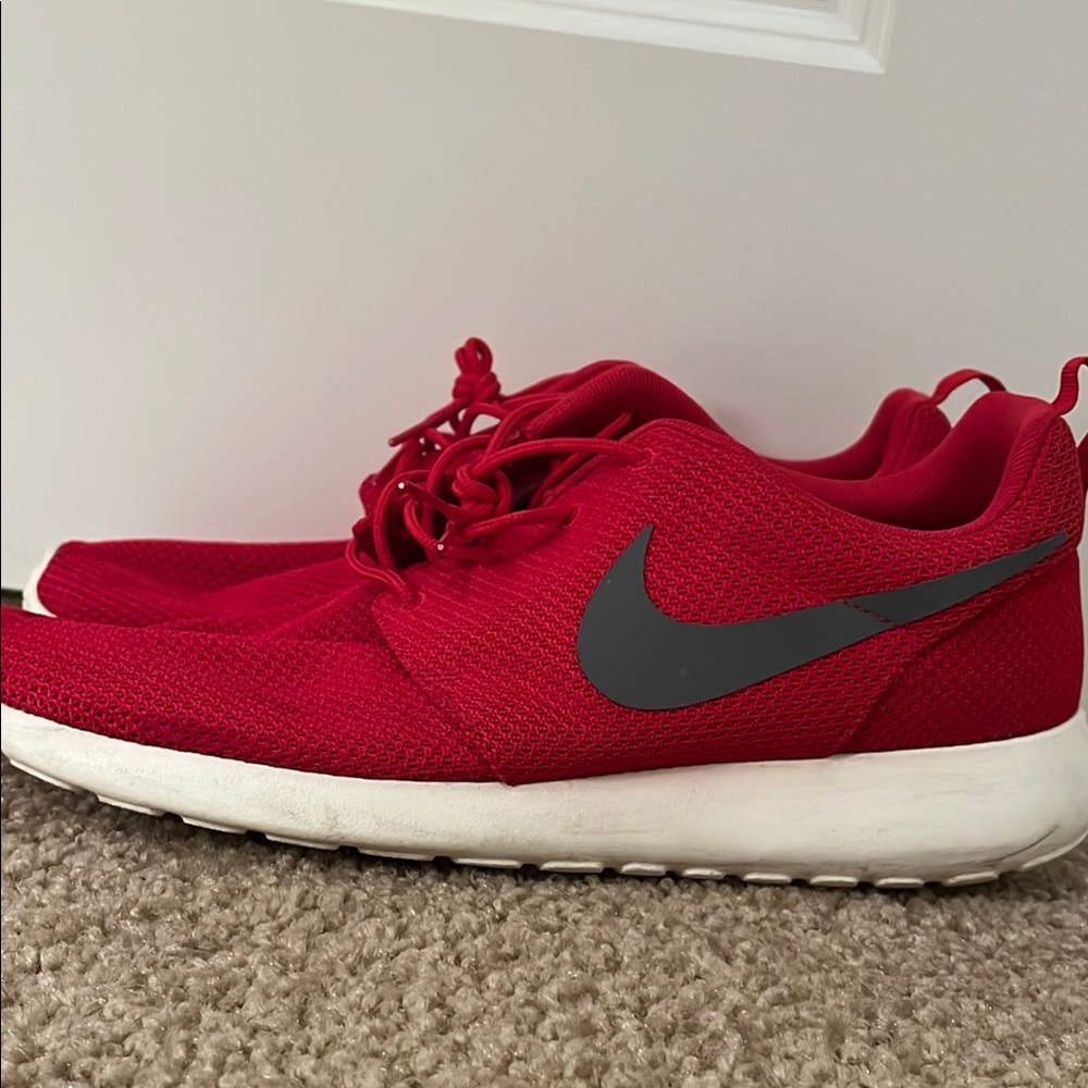 Nike Red Rosche Runner Sneakers - Picture 2 of 3